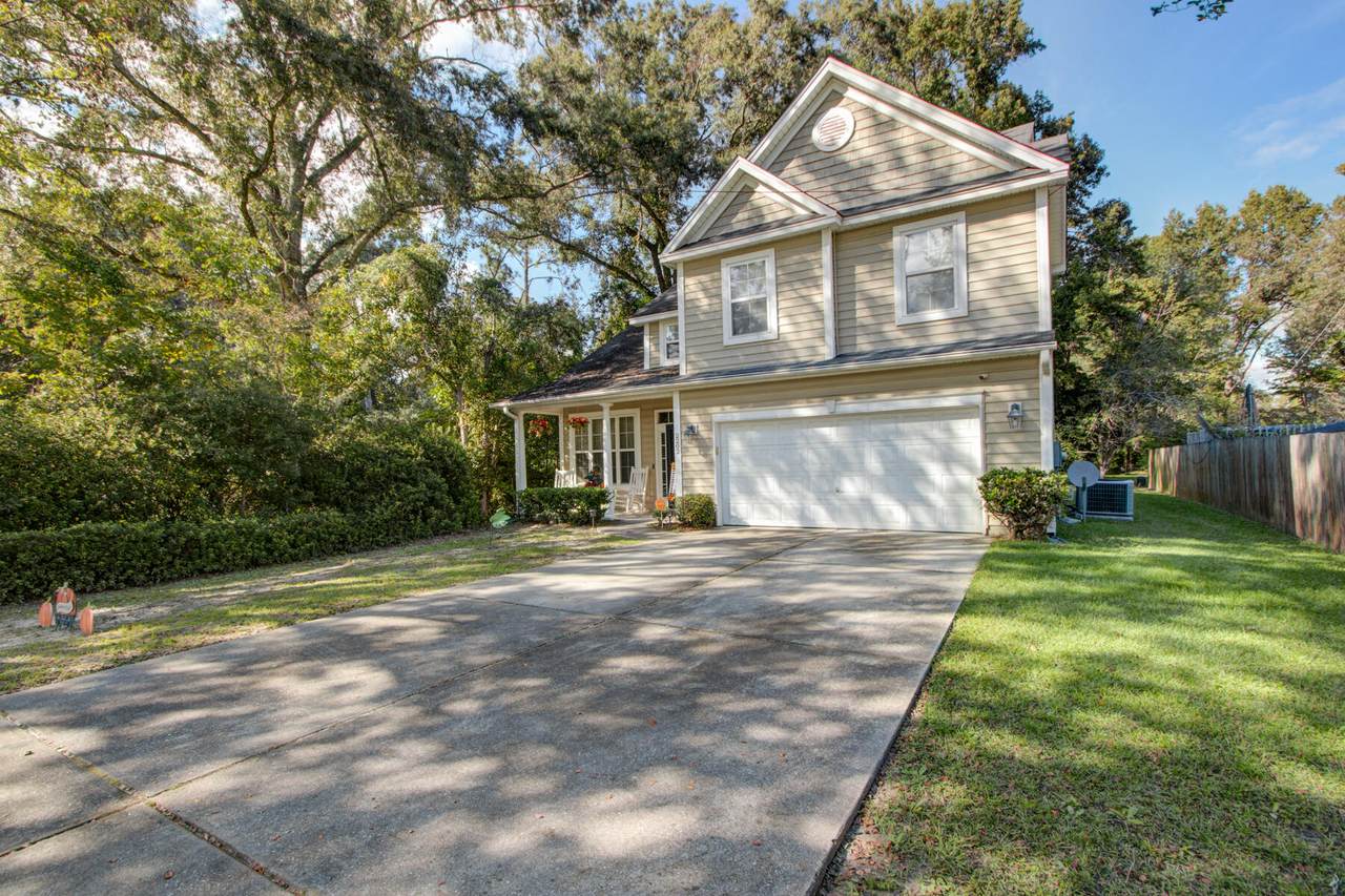 2202 Fawn Street - Photo 1