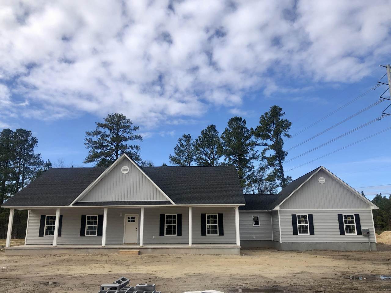 266 Country Club Boulevard - Photo 1