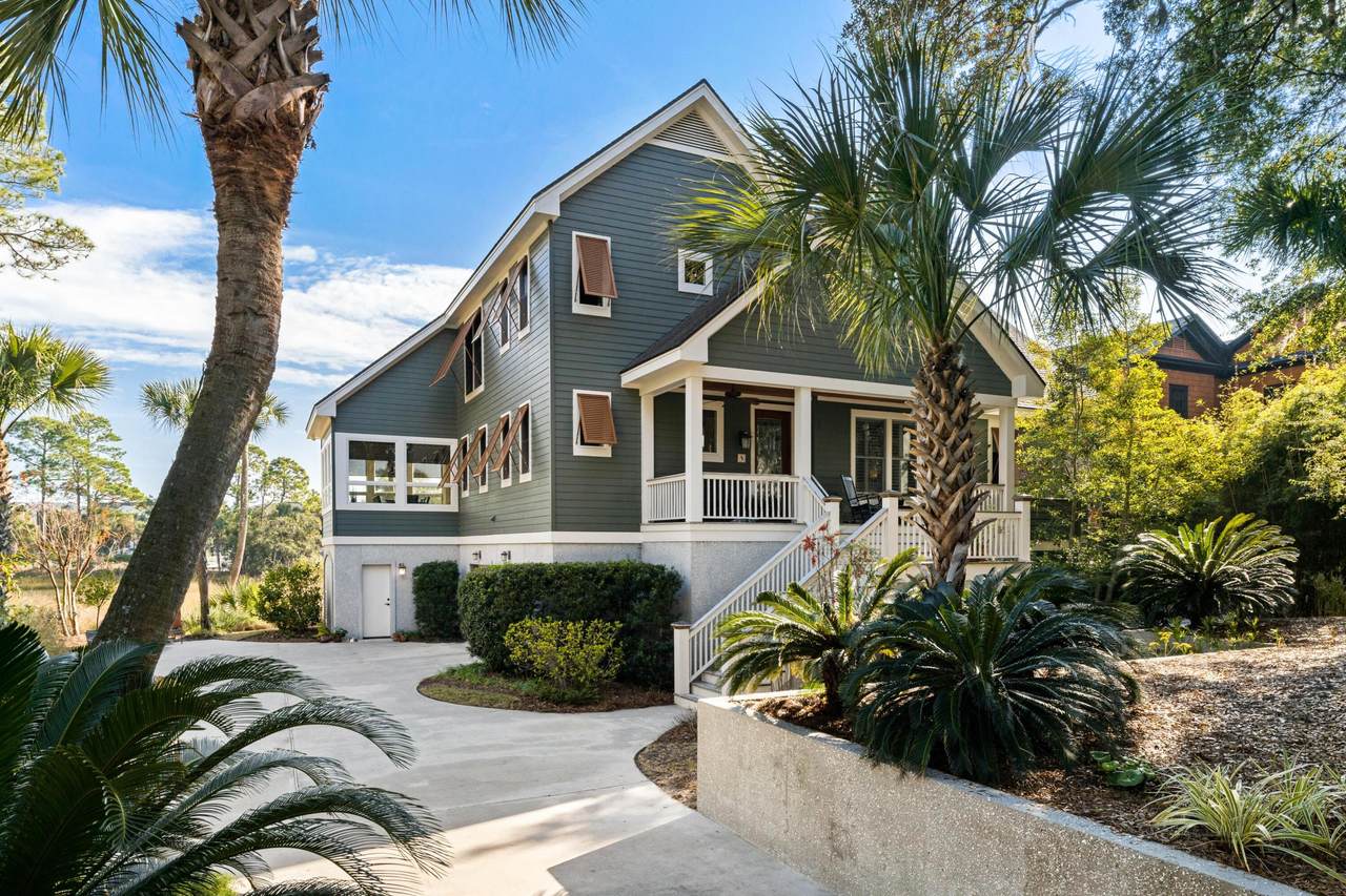 2919 Deer Point Drive - Photo 1