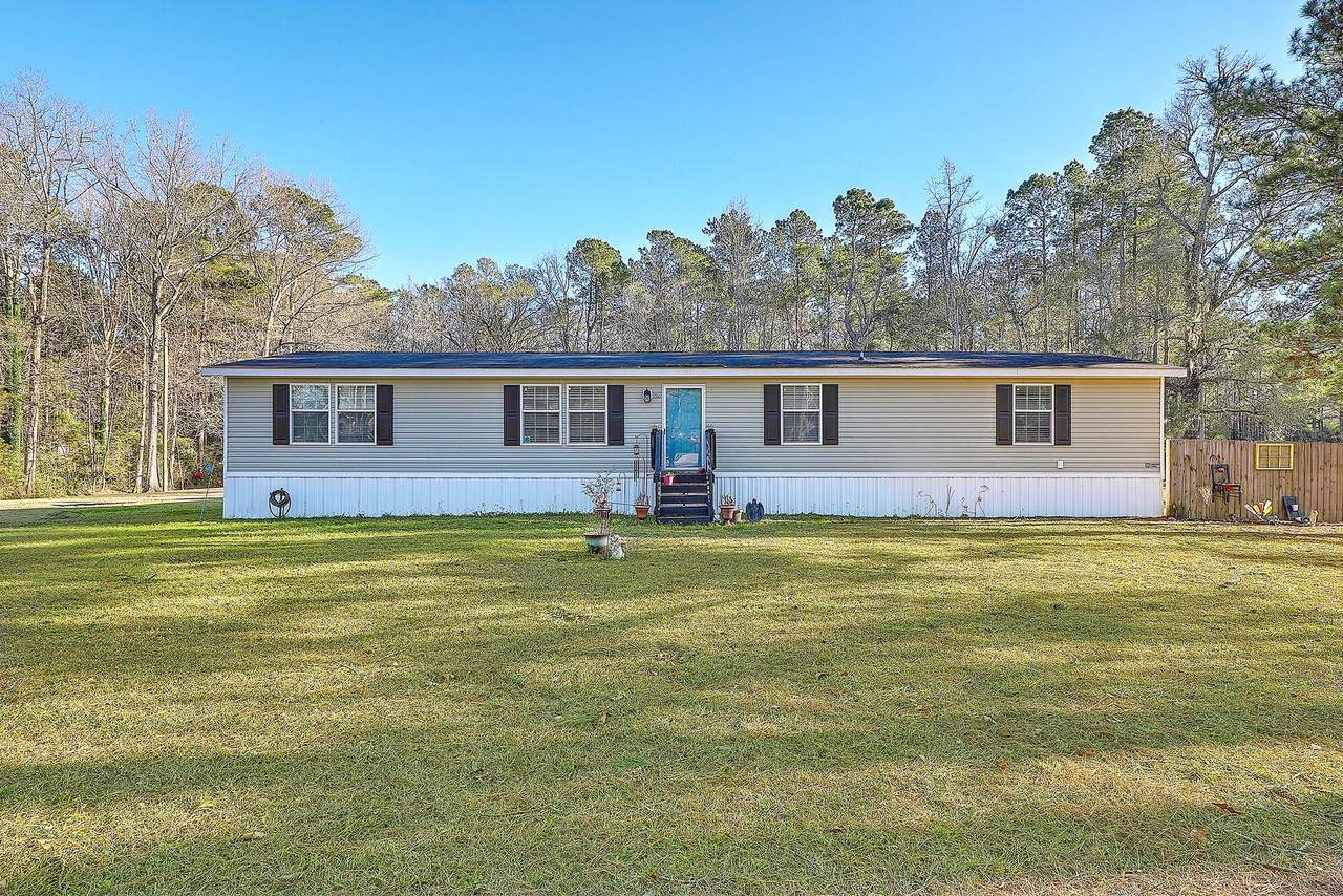 111 New Hope Drive - Photo 1