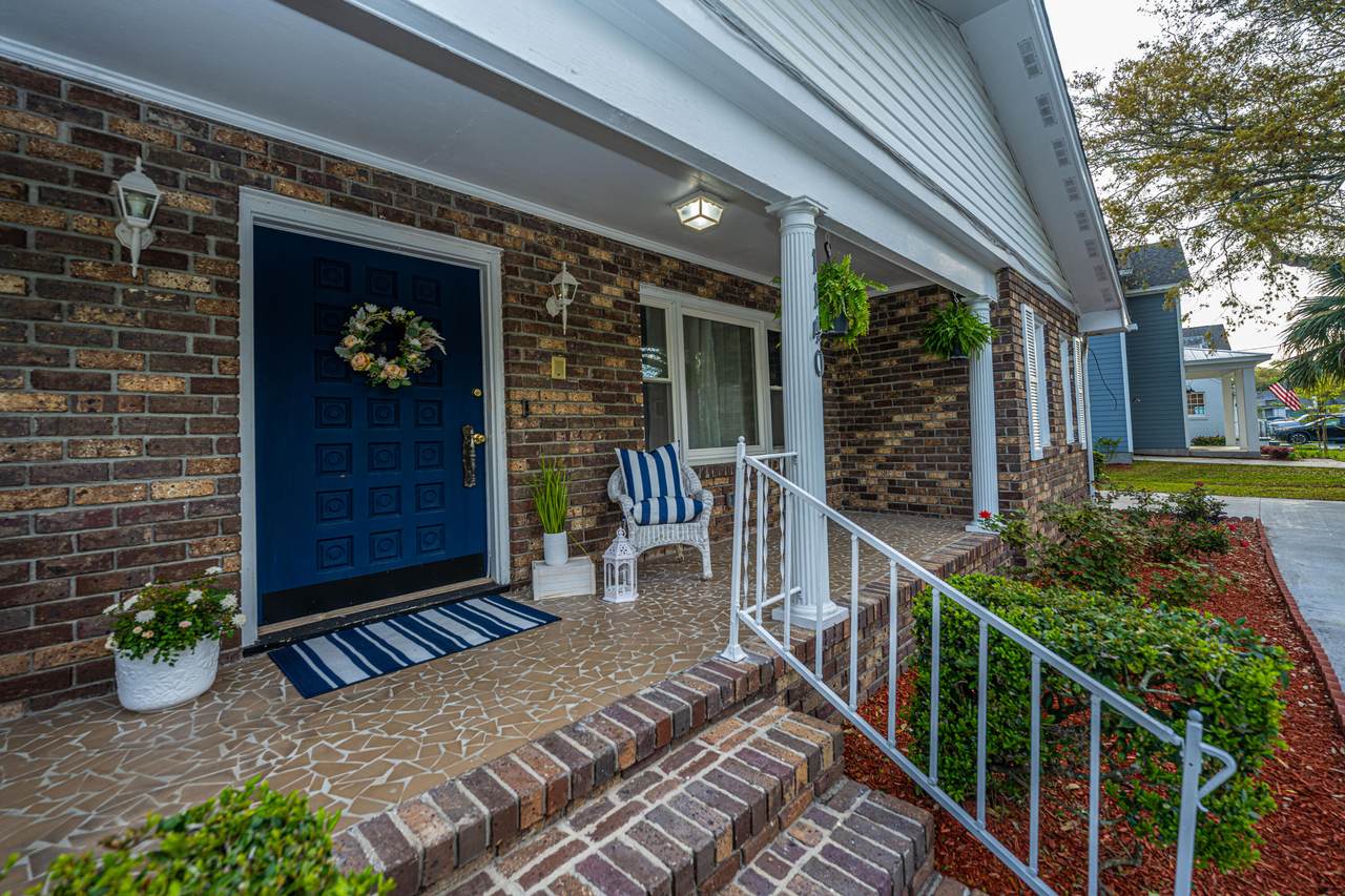 1140 5th Avenue - Photo 1