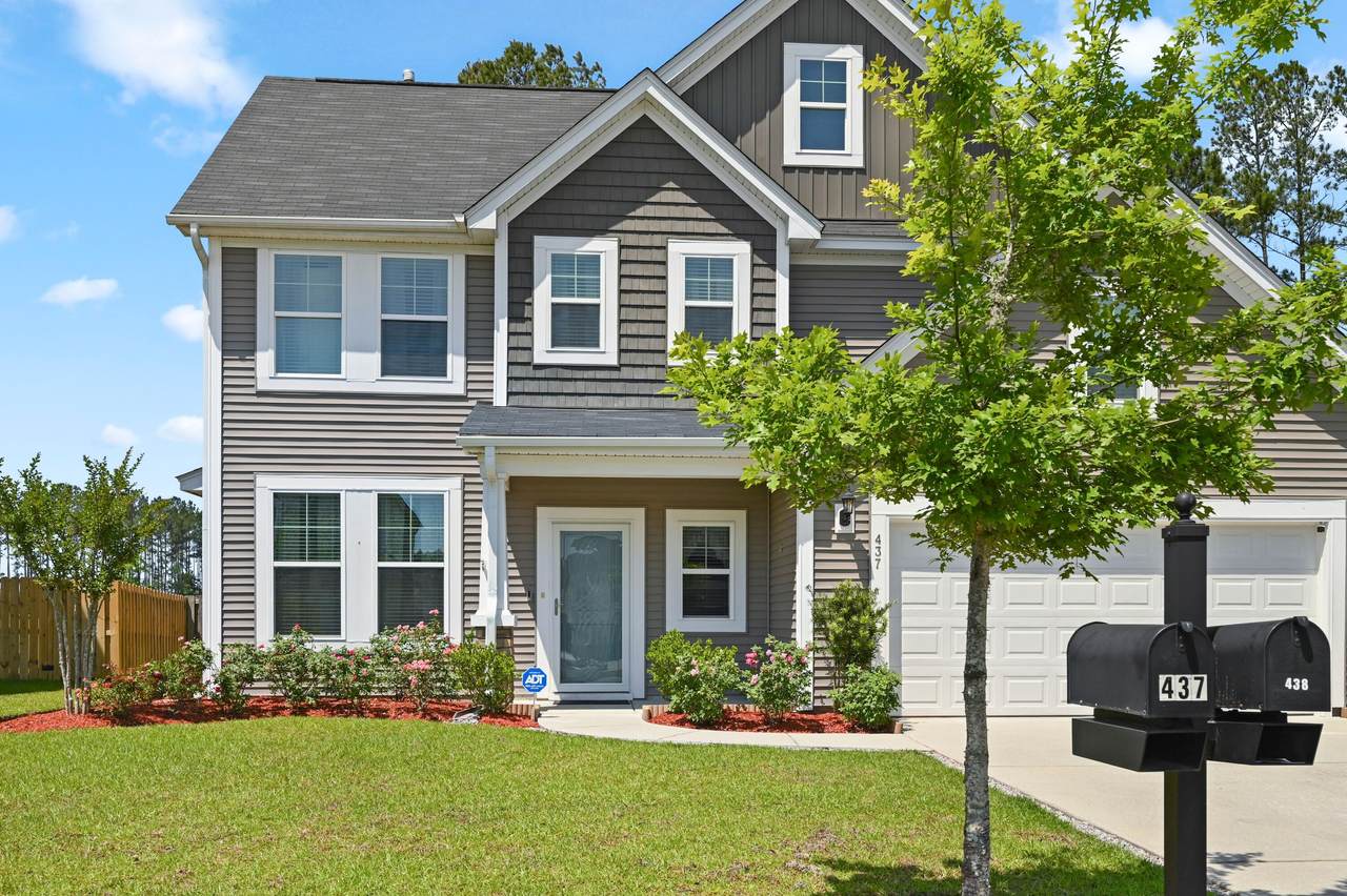 437 Flat Rock Lane - Photo 1