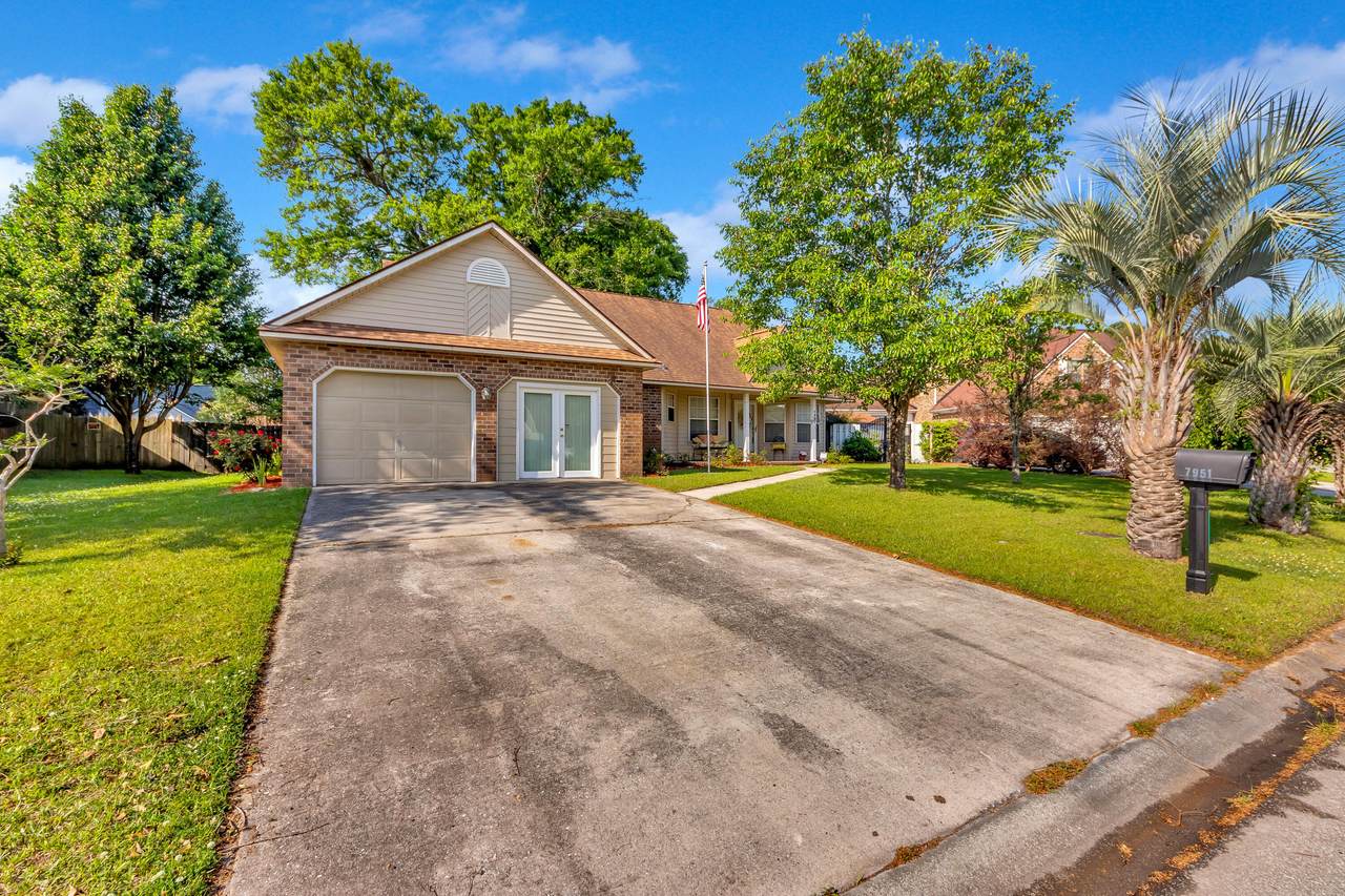 7951 Red Birch Circle - Photo 1