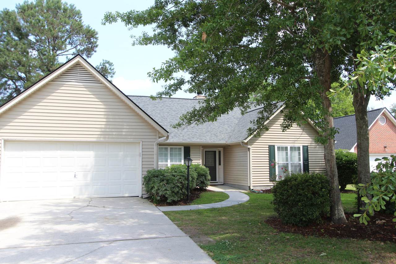744 Ginglis Way - Photo 1