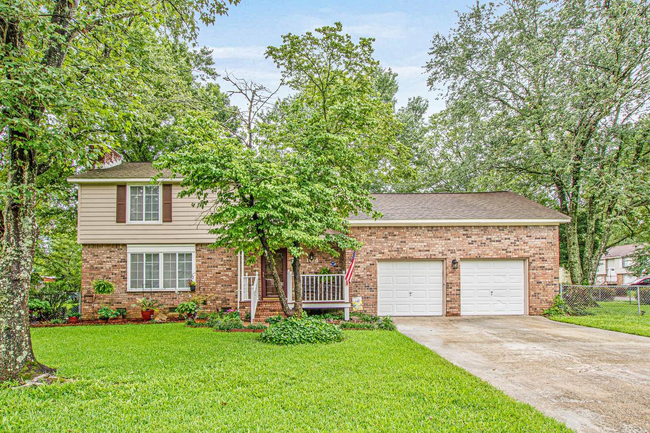 104 Woodbridge Drive - Photo 1