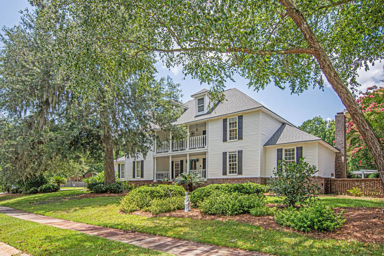 1104 Quenby Lane - Photo 1