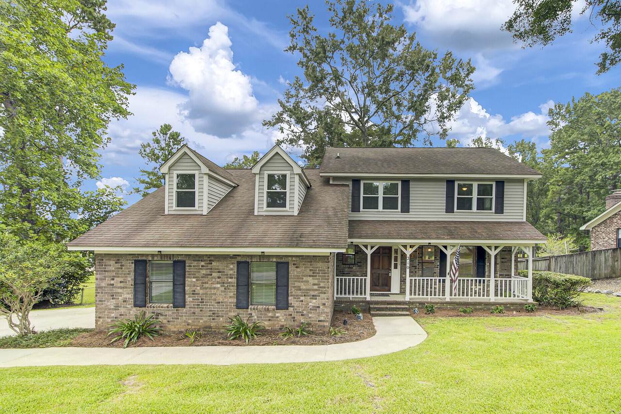 210 Smythe Drive - Photo 1
