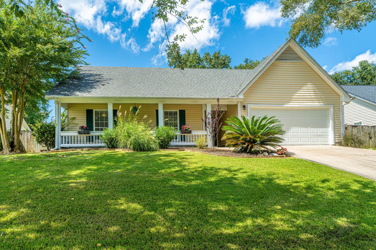 109 Red Cypress Drive - Photo 1