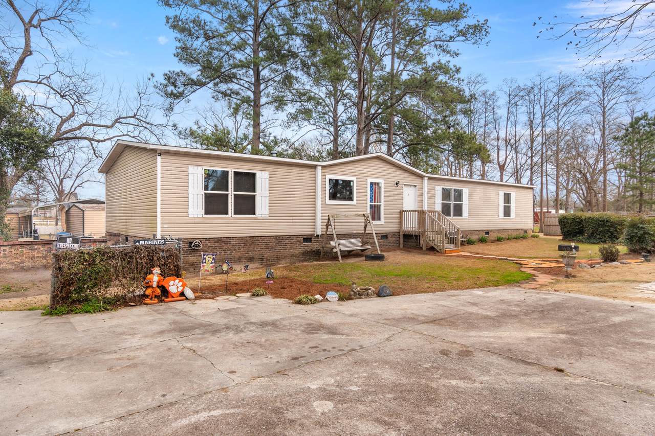 580 Pine Street - Photo 1
