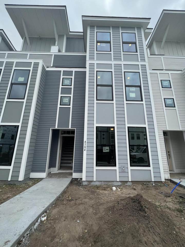 4584 Mixson Avenue - Photo 1