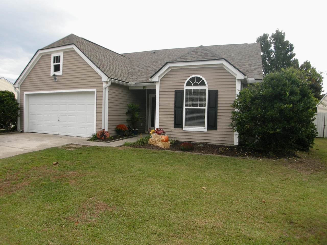 1303 Palm Cove Drive - Photo 1