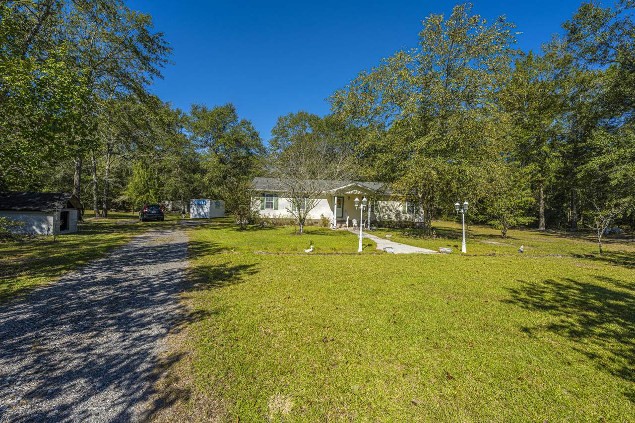 9391 Sidneys Road - Photo 1