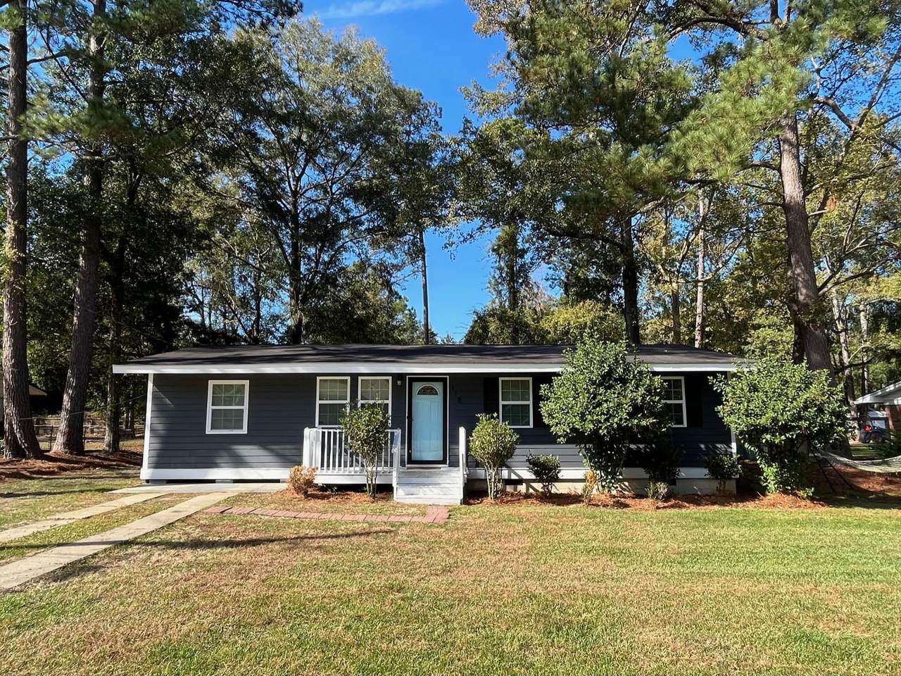 118 Helen Drive - Photo 1