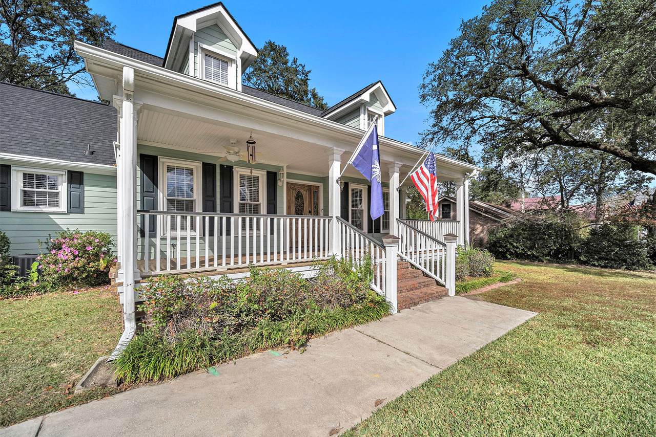 14 Ravenna Avenue - Photo 1