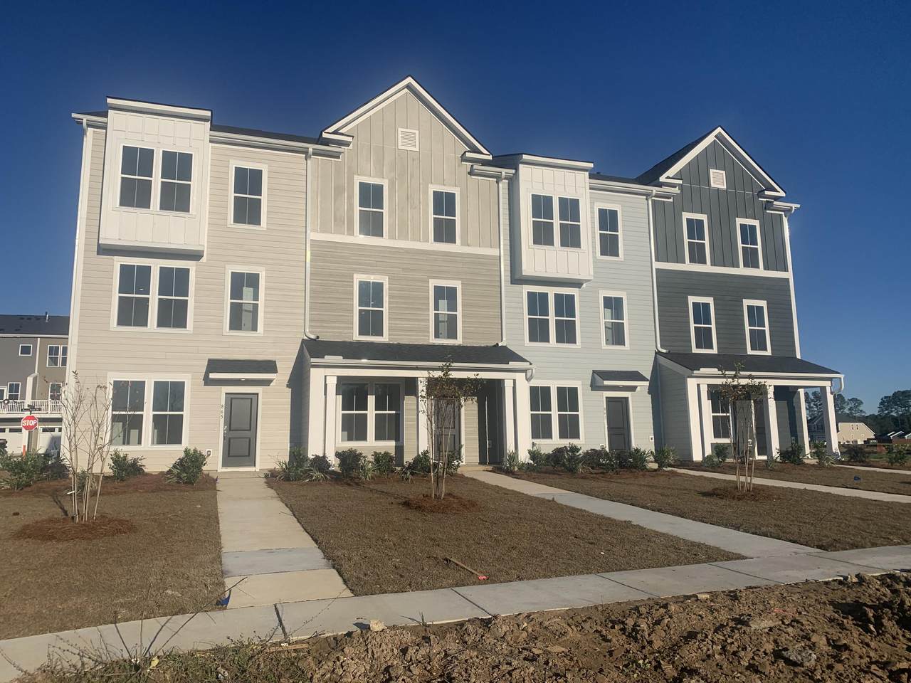 863 Recess Pointe Drive - Photo 1