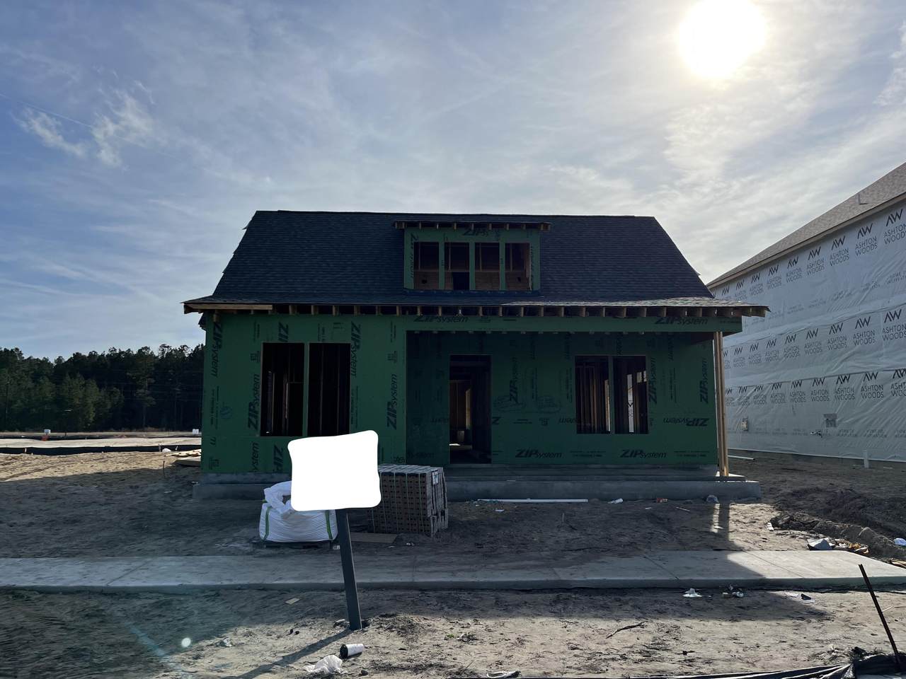 679 Blueway Avenue - Photo 1