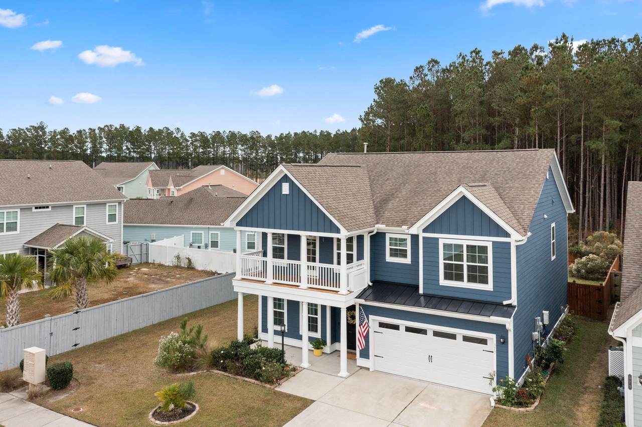 377 Whispering Breeze Lane - Photo 1