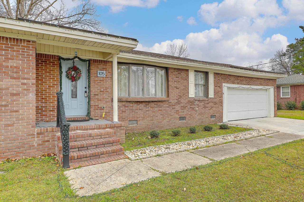 105 Jefferson Lane - Photo 1