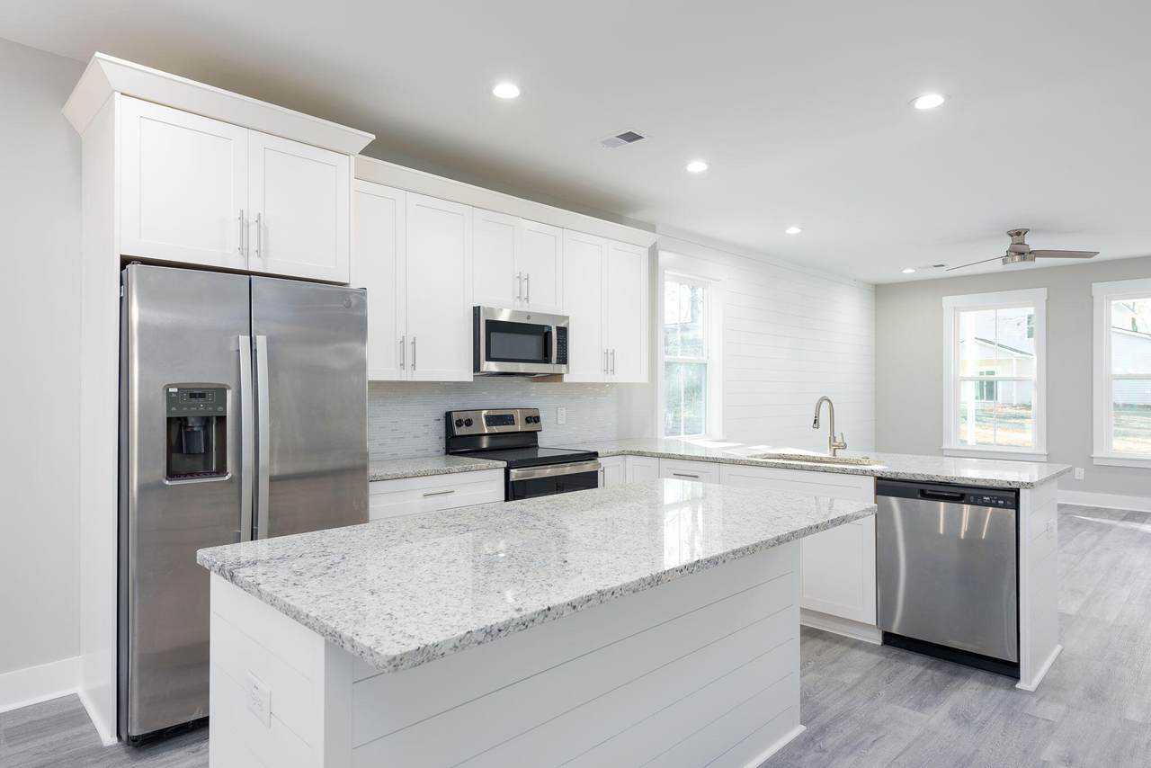 2358 Storen Street - Photo 1