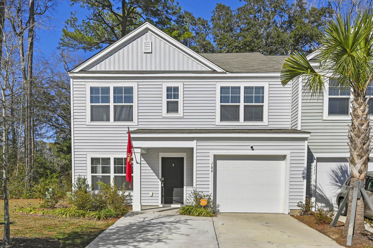 109 Rosefield Court - Photo 1