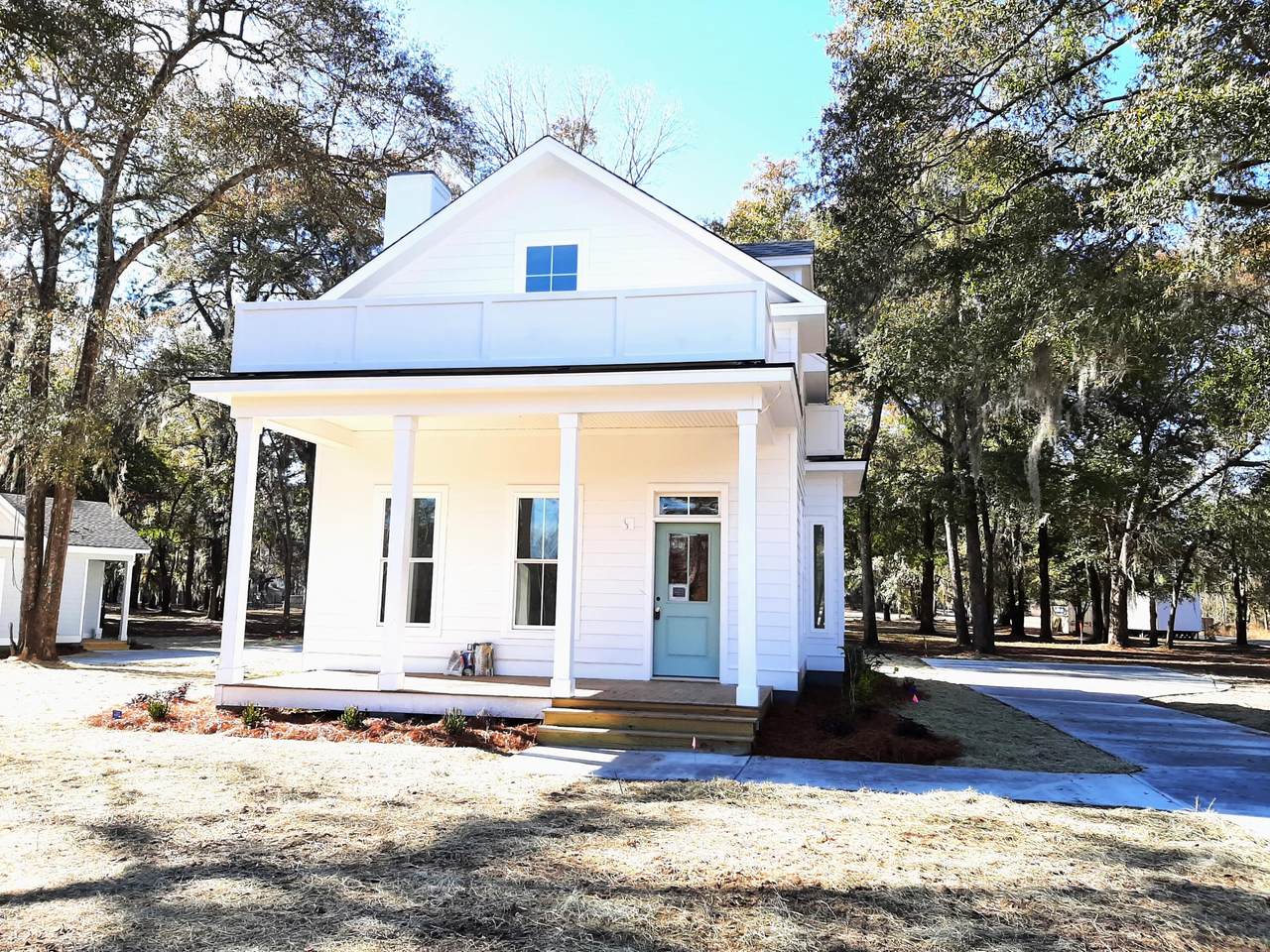 1784 Gordon Road - Photo 1