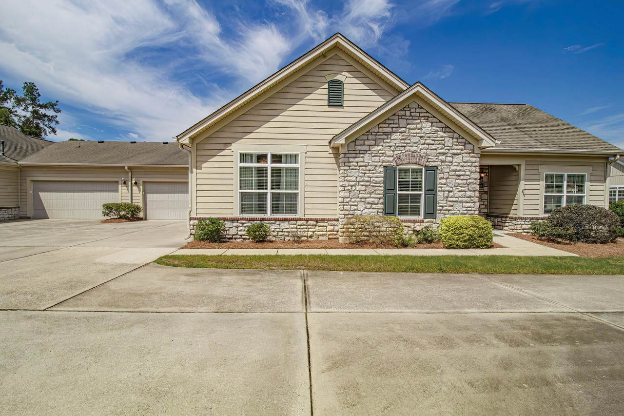 302 Village Stone Circle, Summerville, SC 29486 (23007512) The