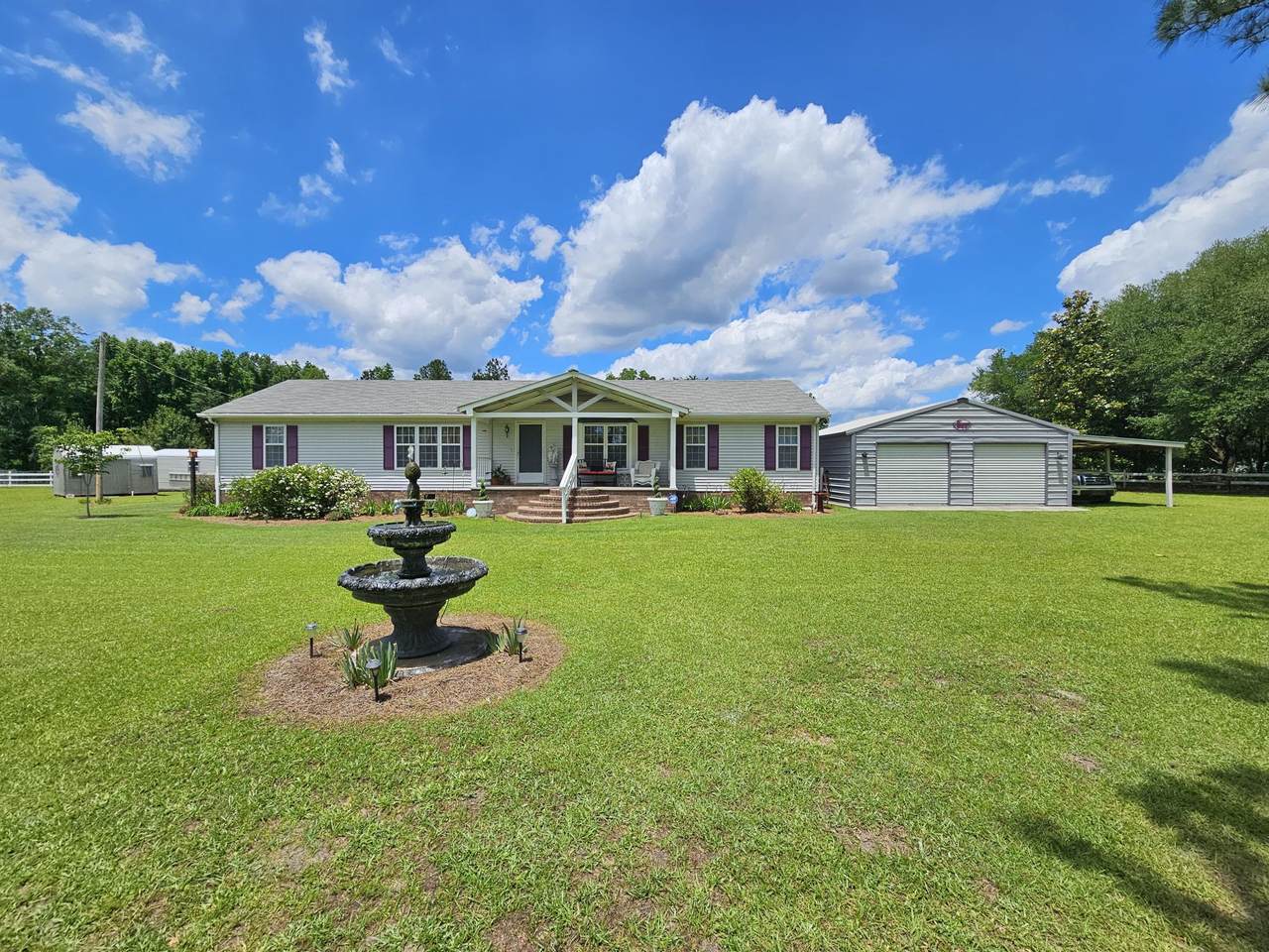 2983 King Road - Photo 1