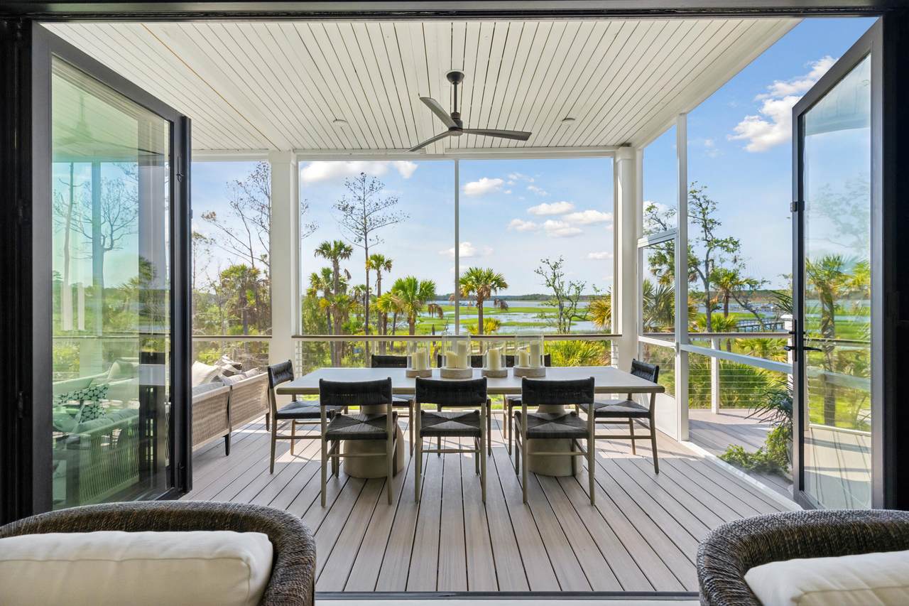https://bt-photos.global.ssl.fastly.net/charleston/1280_boomver_2_24016525-2.jpg