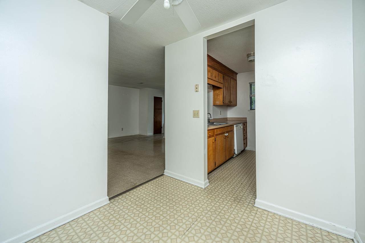 https://bt-photos.global.ssl.fastly.net/charleston/1280_boomver_2_24017039-2.jpg