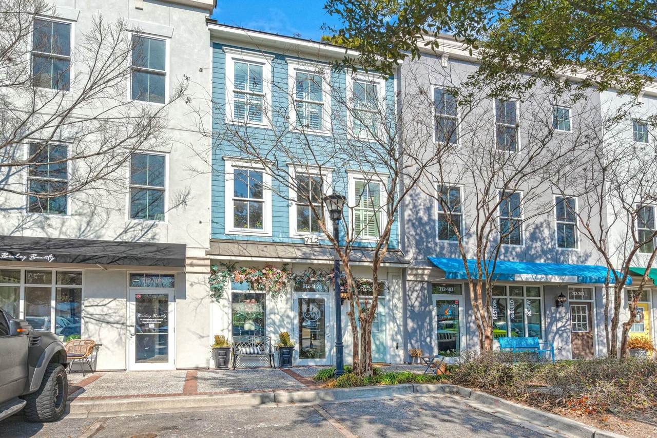 712 Shelmore Boulevard - Photo 1