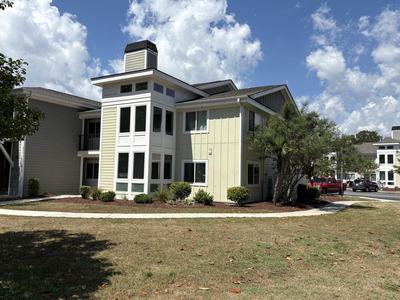 267 Alexandra - Photo 1