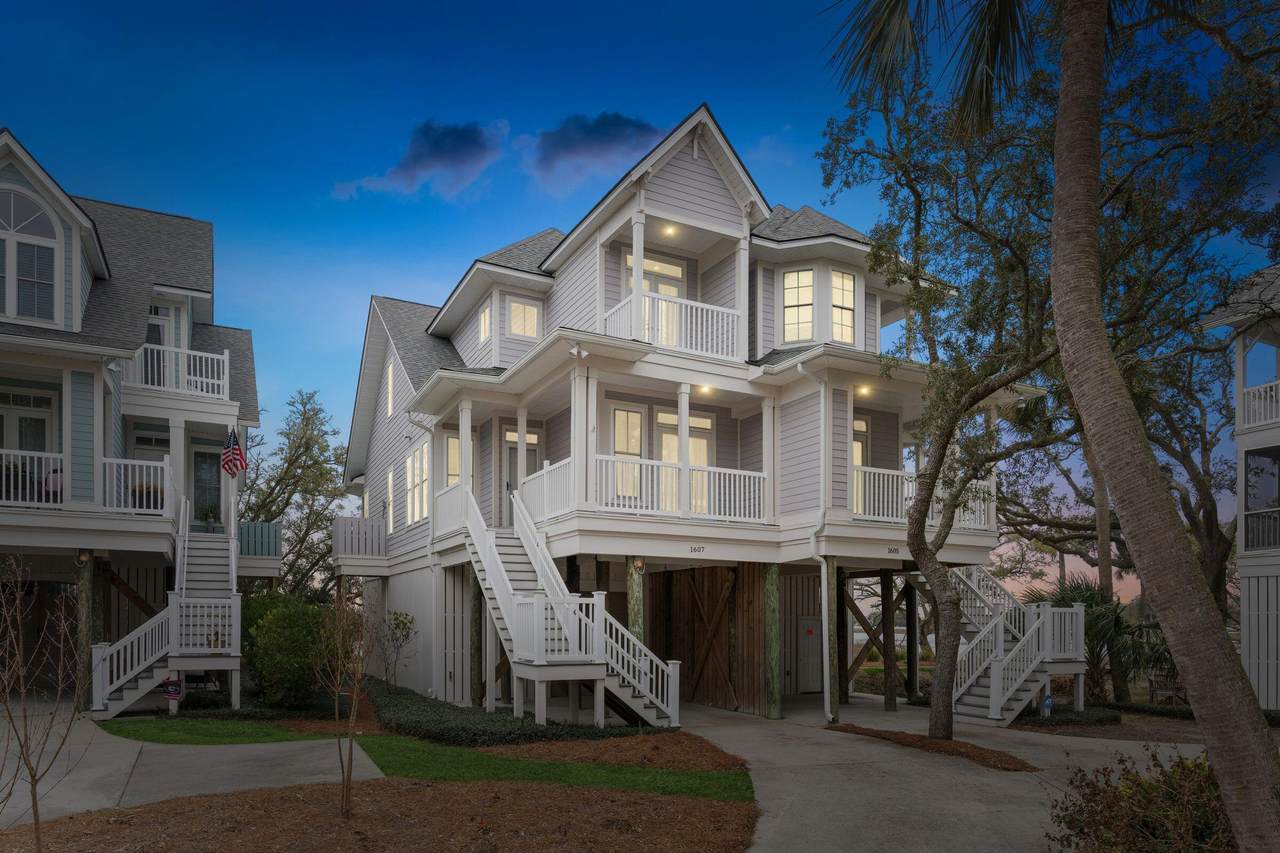 1607 Folly Creek Way - Photo 1