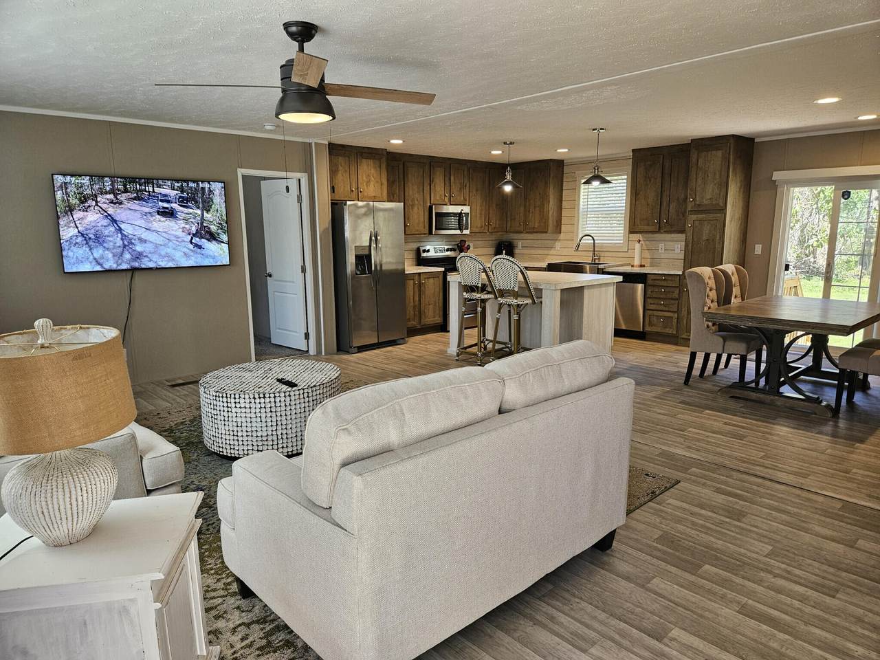 4532 Carolina - Photo 1