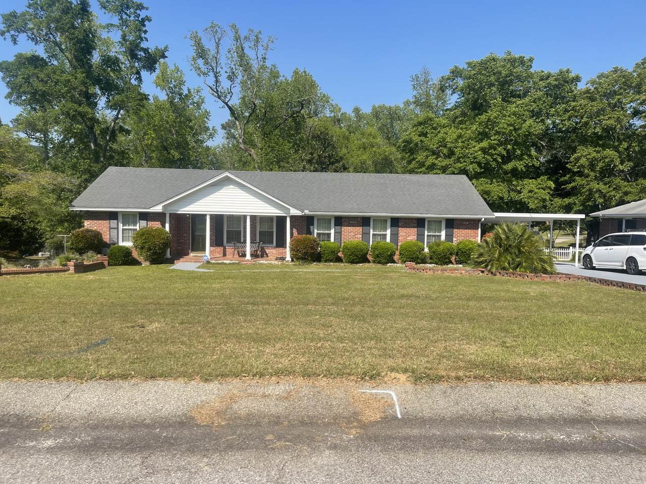 1560 Masters Street - Photo 1