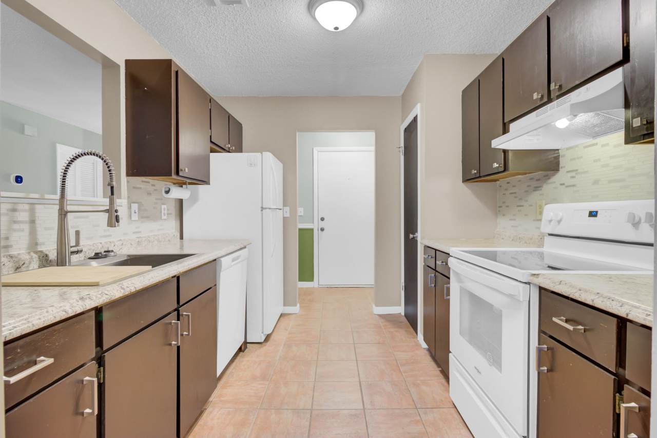 807 Greencastle Drive - Photo 1