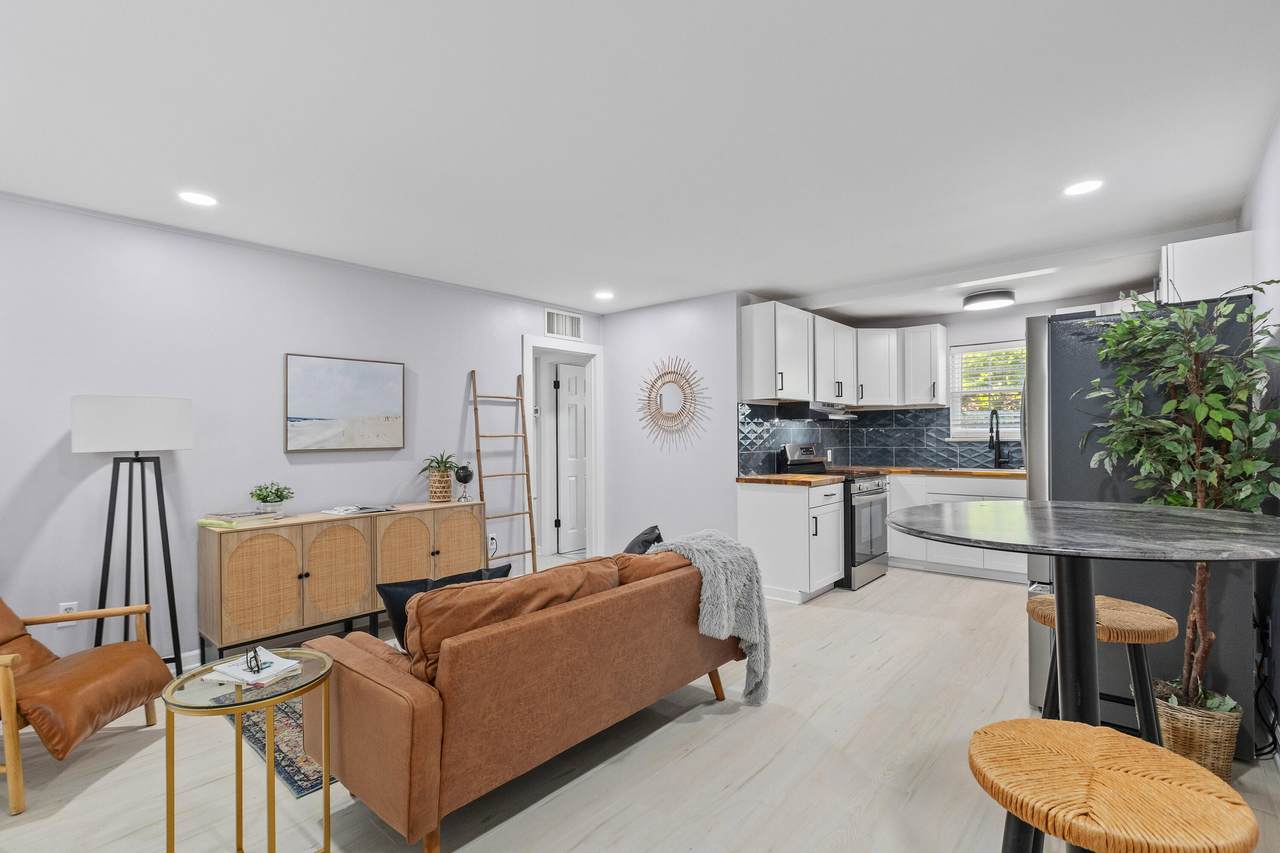 867 Colony Drive - Photo 1