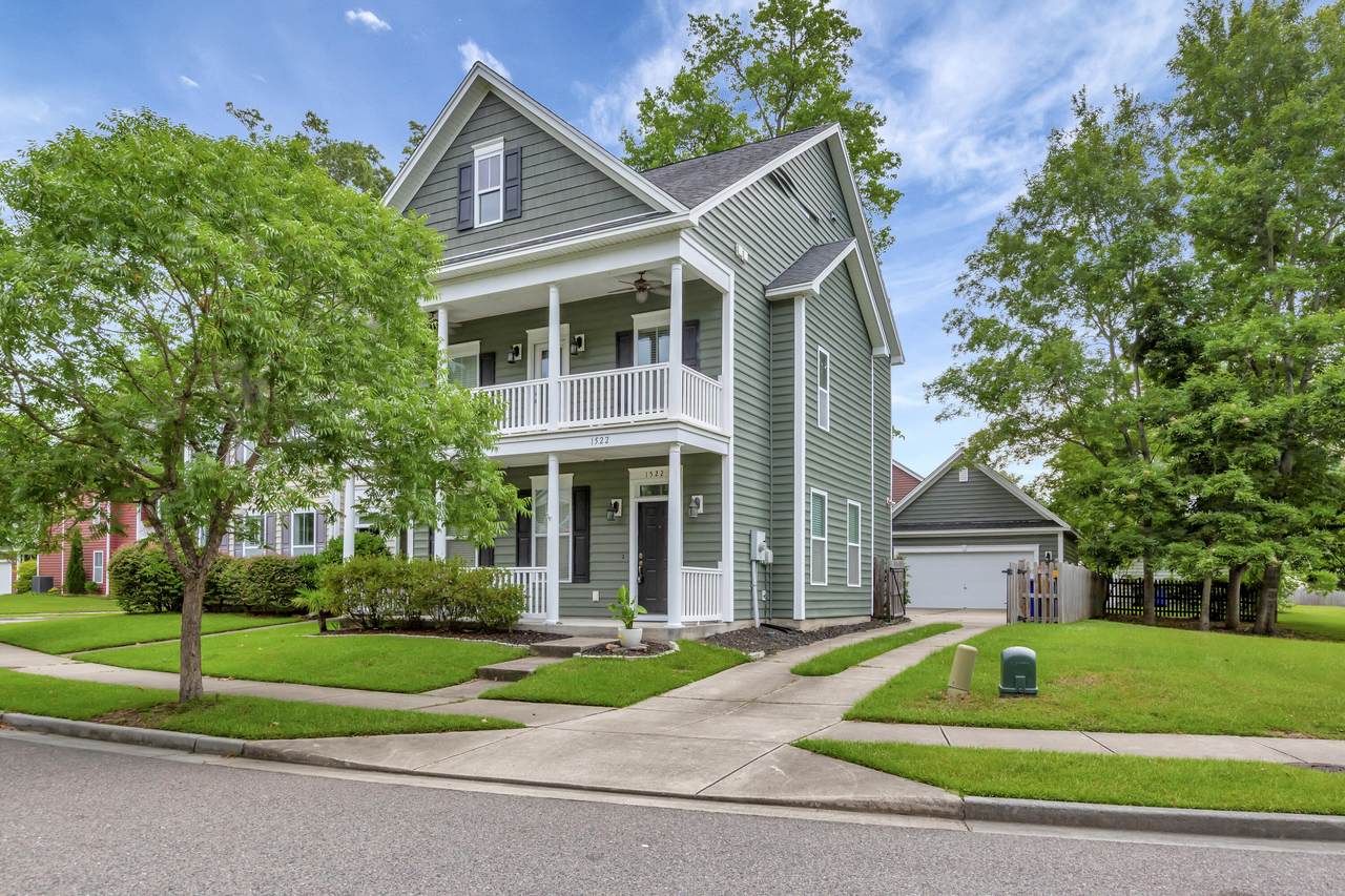 1522 Seabago Drive - Photo 1
