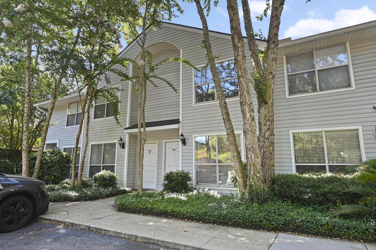 252 Howle Avenue - Photo 1