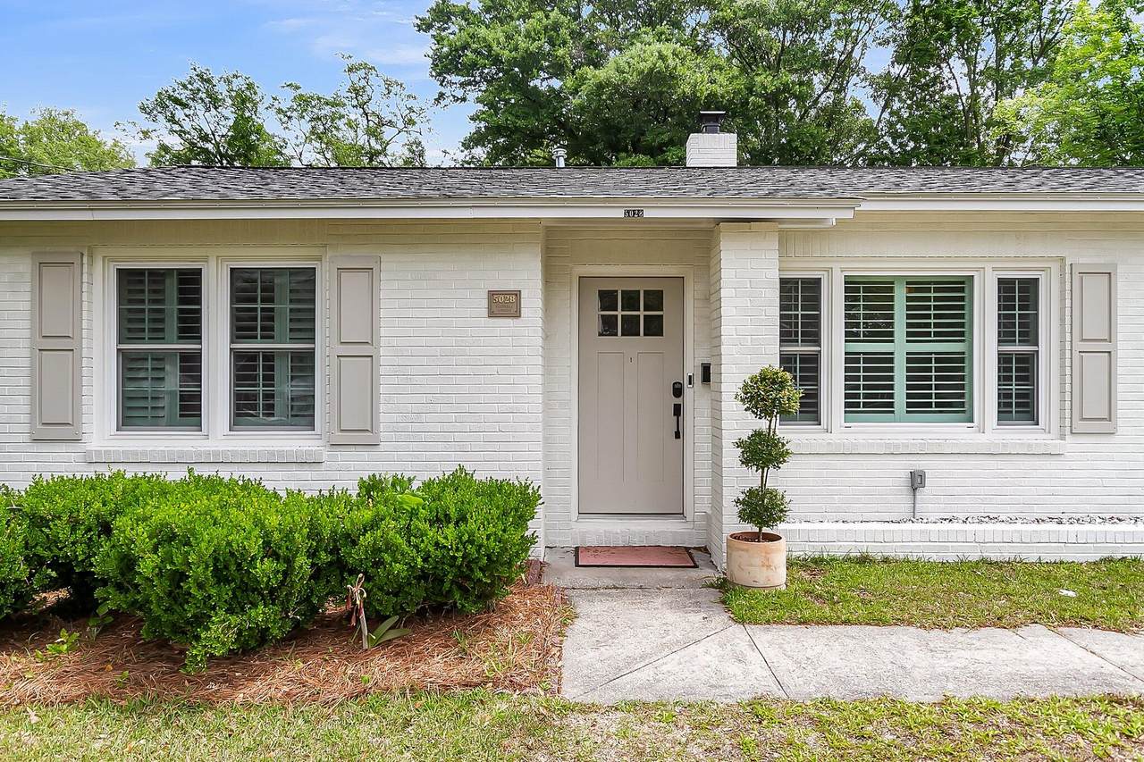 5028 Victoria Avenue - Photo 1