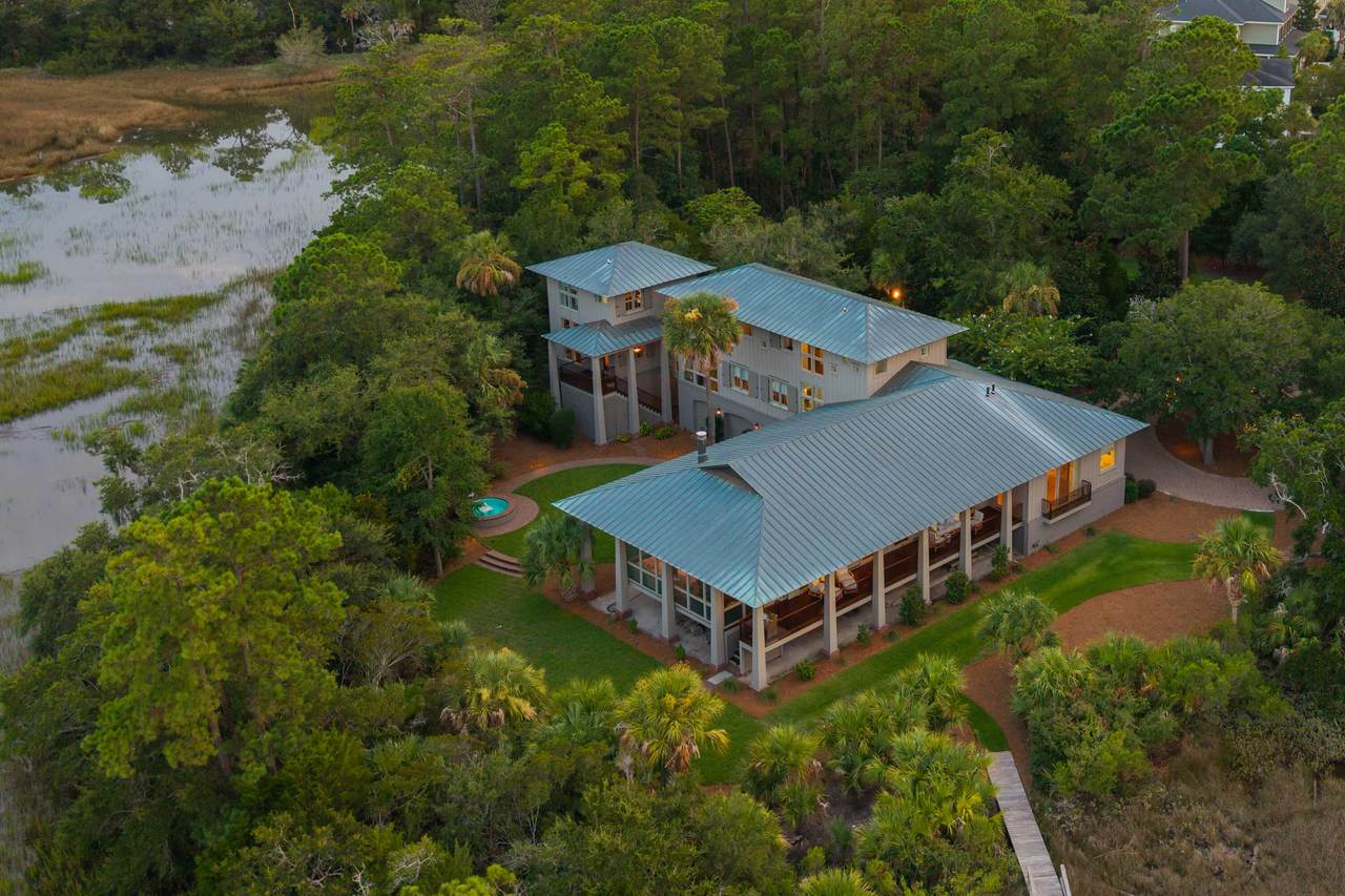 626 Island Walk East - Photo 1