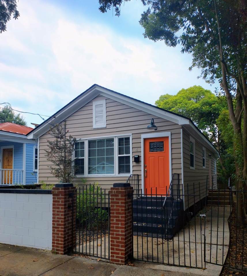 4 Enston Avenue - Photo 1