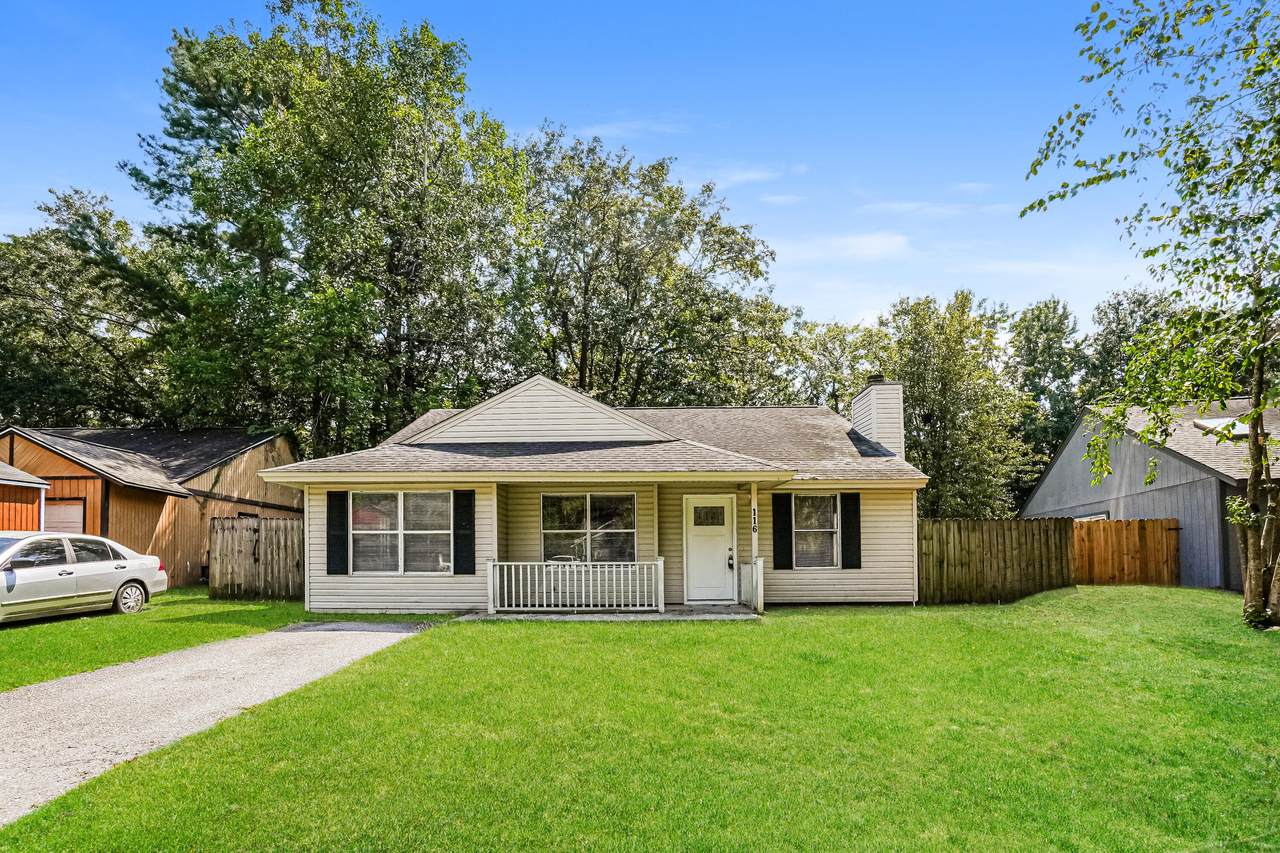 116 Robert Drive - Photo 1