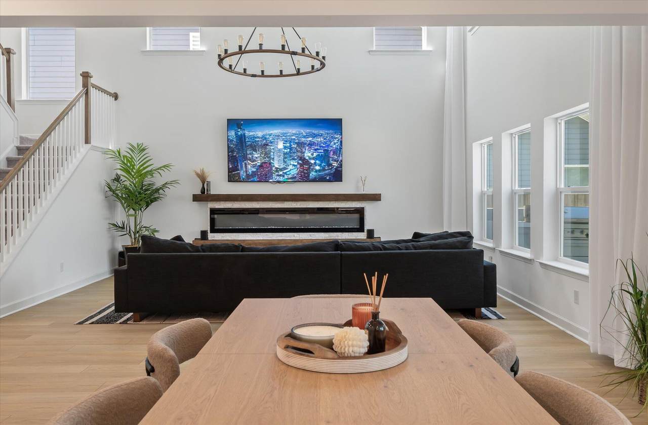 1615 Evening Star Place - Photo 1