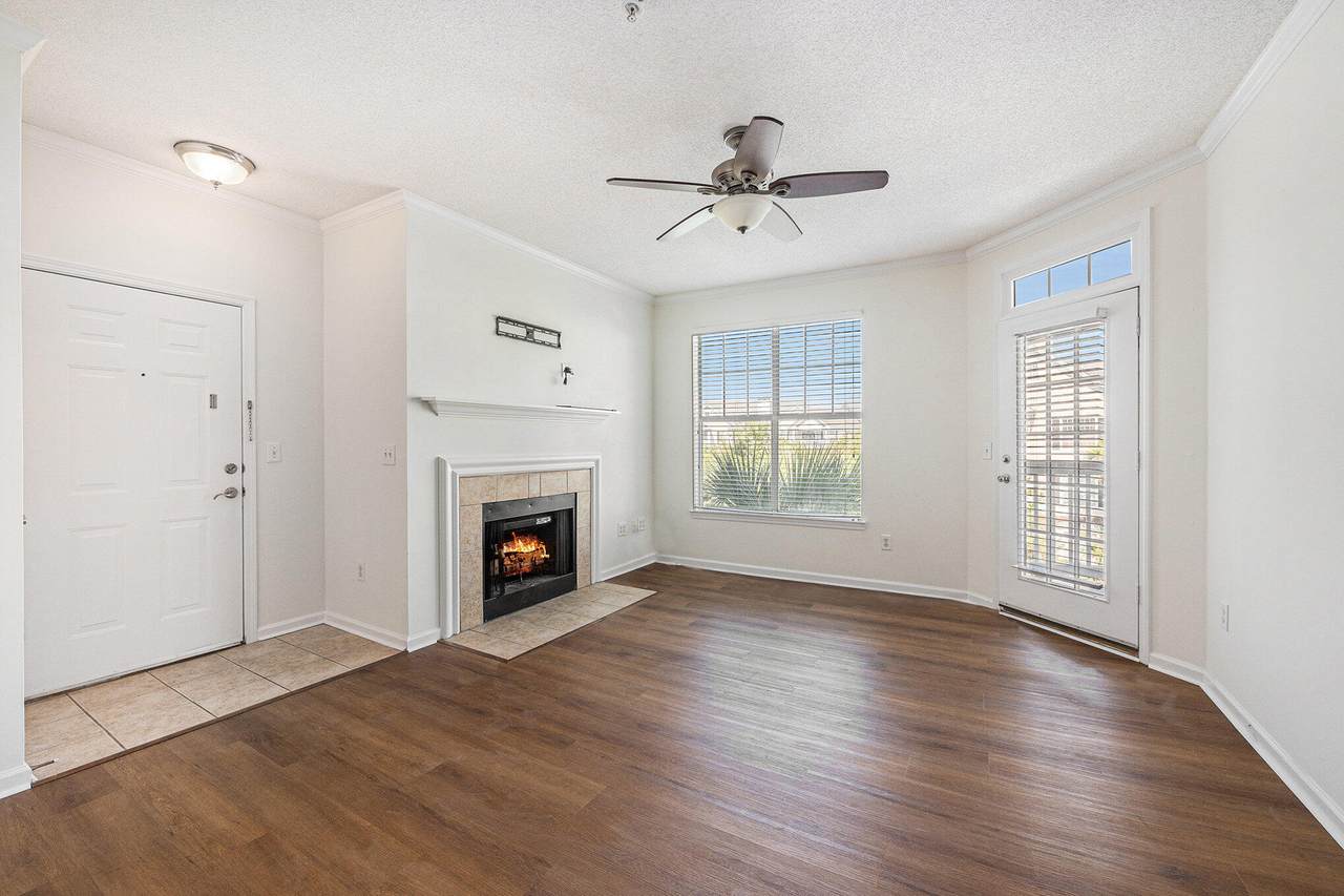 45 Sycamore Avenue - Photo 1