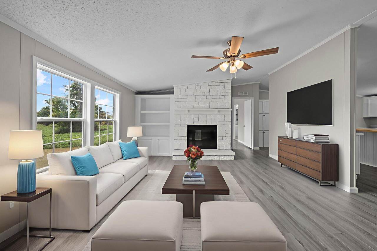 258 Rodeo Drive - Photo 1