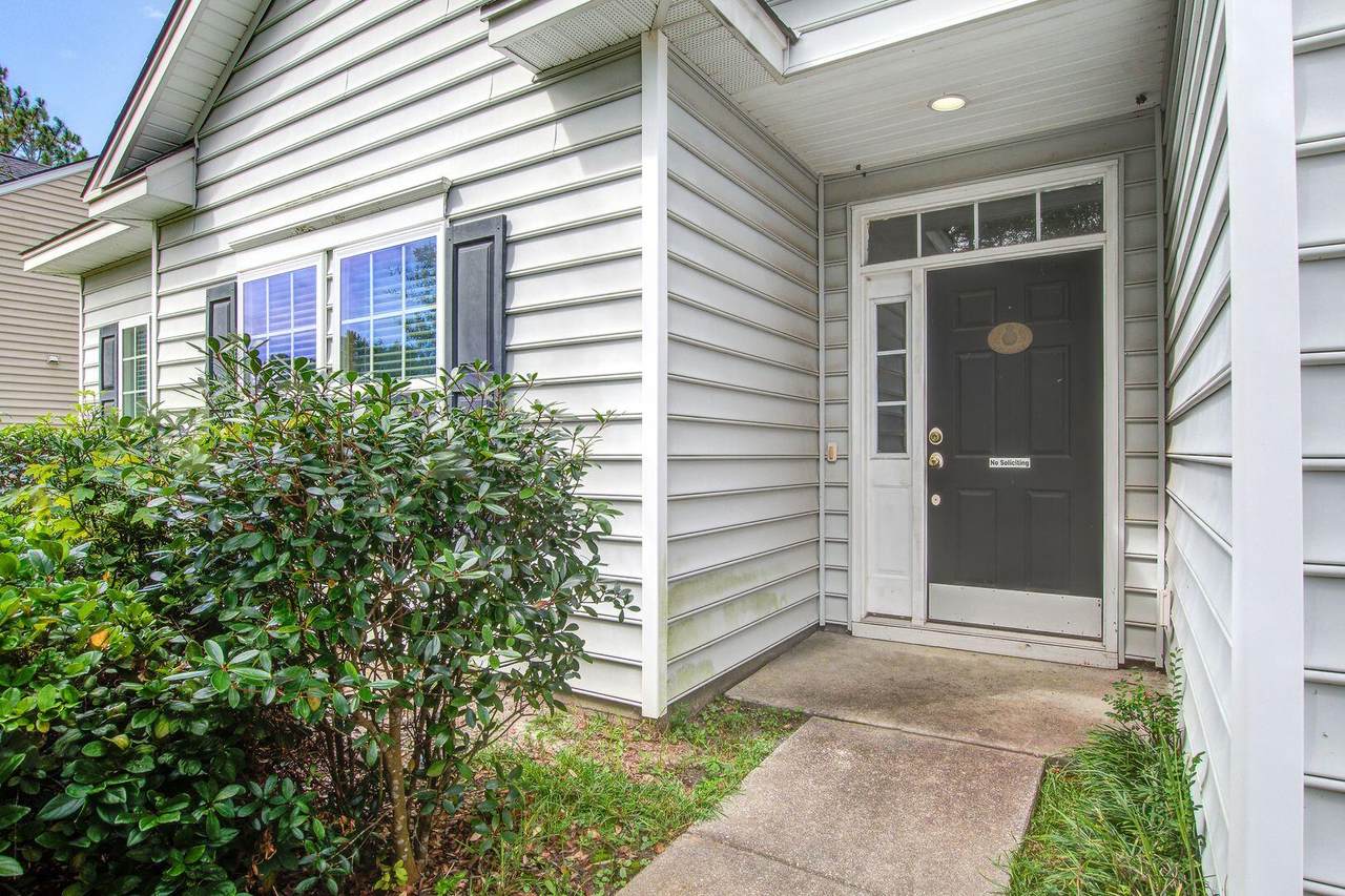 103 Berwick Drive - Photo 1