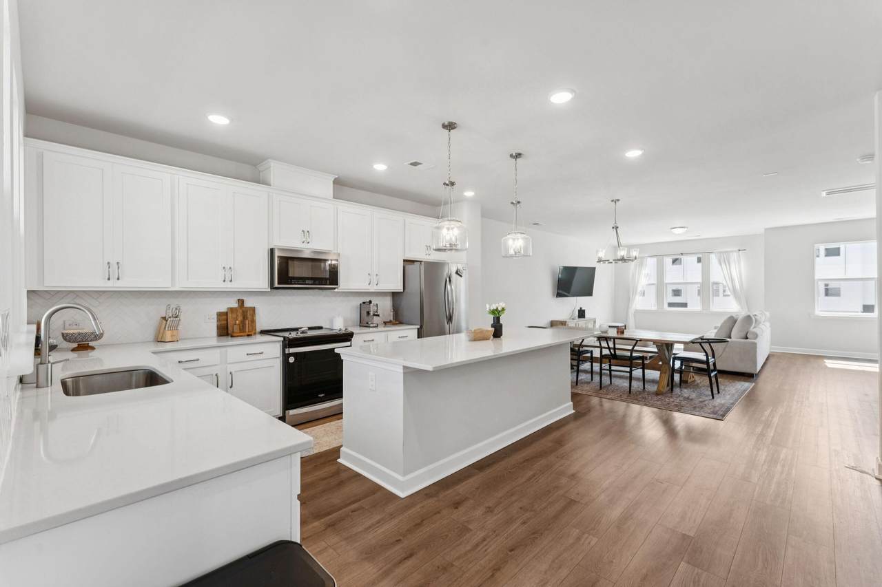 9414 Sun Fountain Drive - Photo 1