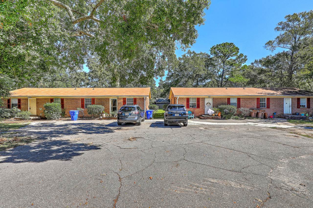 1182 Folly Road - Photo 1