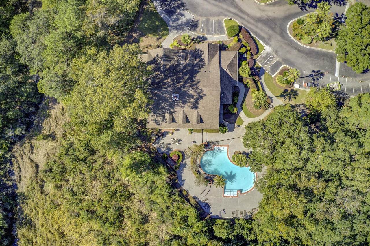 700 Daniel Ellis Drive - Photo 1