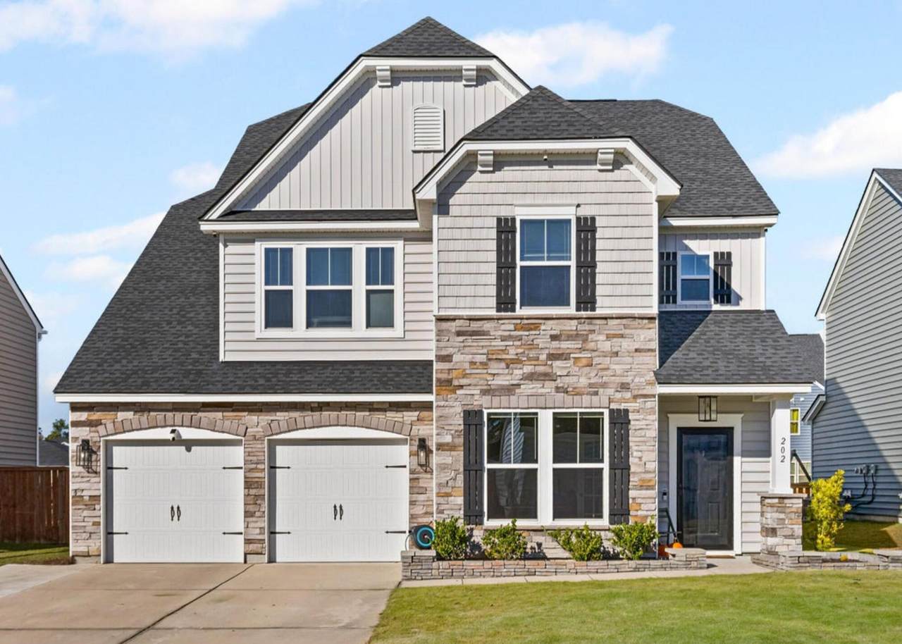 202 Honey Horn Drive - Photo 1